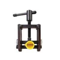 Zaciskacz śrubowy DN16 - DN32